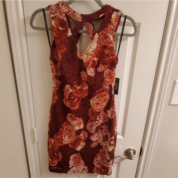 GUESS Women's floral Printed‎ Lace Cutout Dress Red Size 6, 2, 0 new! - Picture 4 of 11